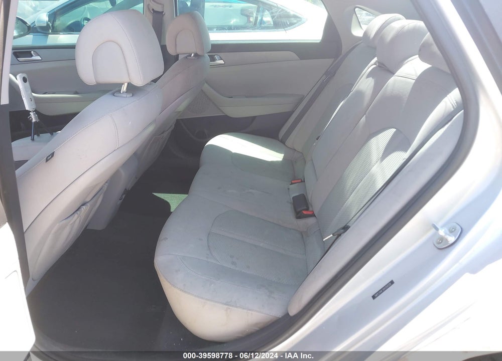 2016 HYUNDAI SONATA SE VIN: 5NPE24AF3GH350326