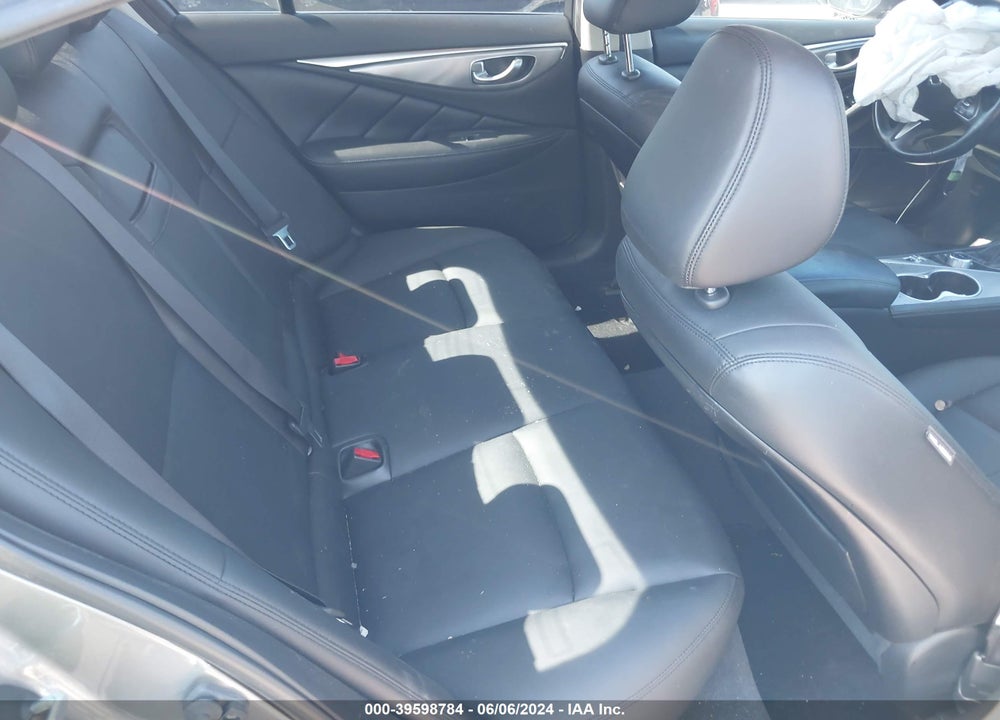 2016 INFINITI Q50 3.0T PREMIUM VIN: JN1EV7AP2GM300642