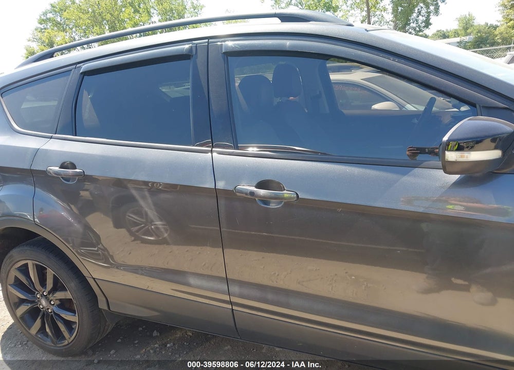 2017 FORD ESCAPE VIN: 1FMCU9JD0HUD82571