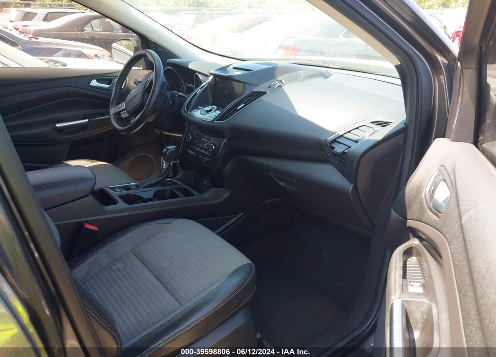 2017 FORD ESCAPE VIN: 1FMCU9JD0HUD82571