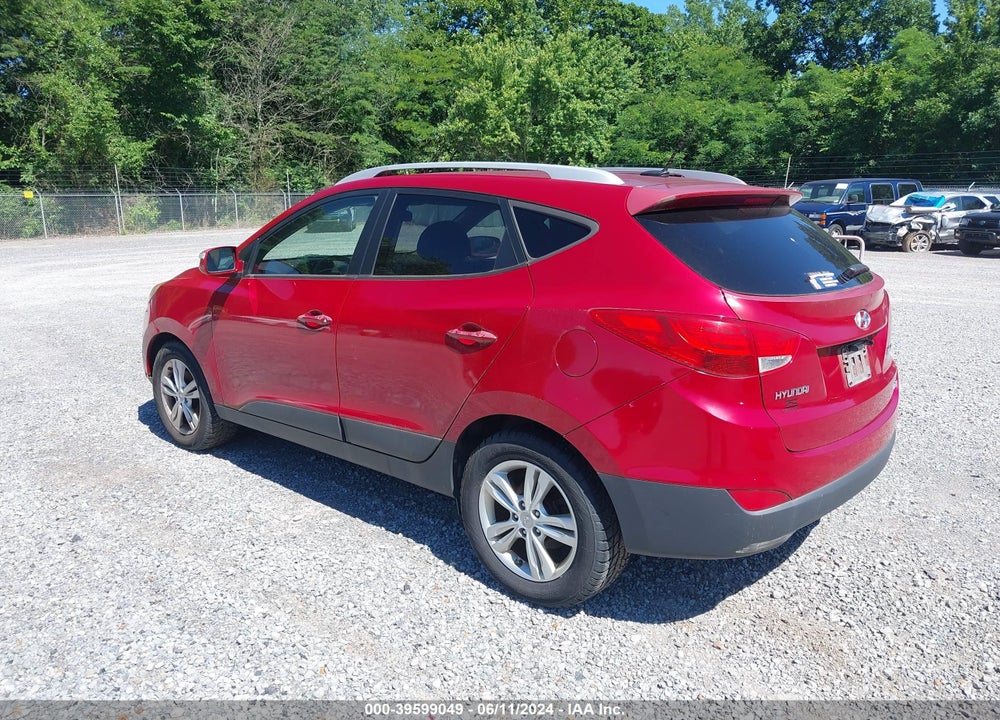 2013 HYUNDAI TUCSON GLS VIN: KM8JUCACXDU600053