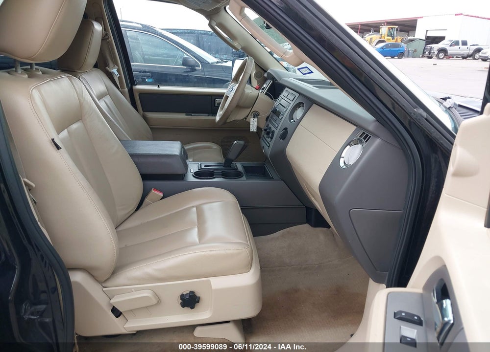 2010 FORD EXPEDITION XLT VIN: 1FMJU1G5XAEB52724