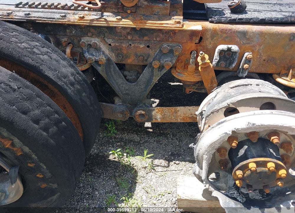 2003 KENWORTH W900 W900 VIN: 1XKWDB9X13J386764