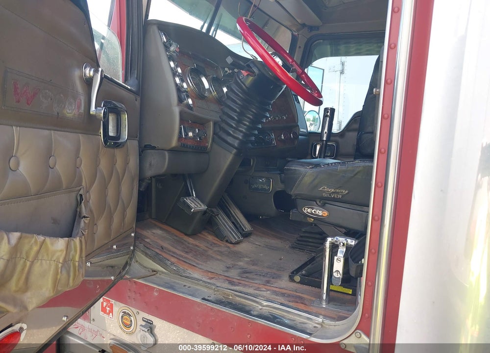 2003 KENWORTH W900 W900 VIN: 1XKWDB9X13J386764