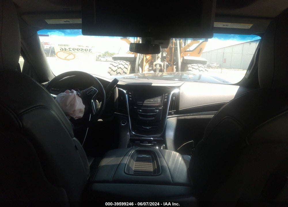 2018 CADILLAC ESCALADE PLATINUM VIN: 1GYS4DKJXJR203818