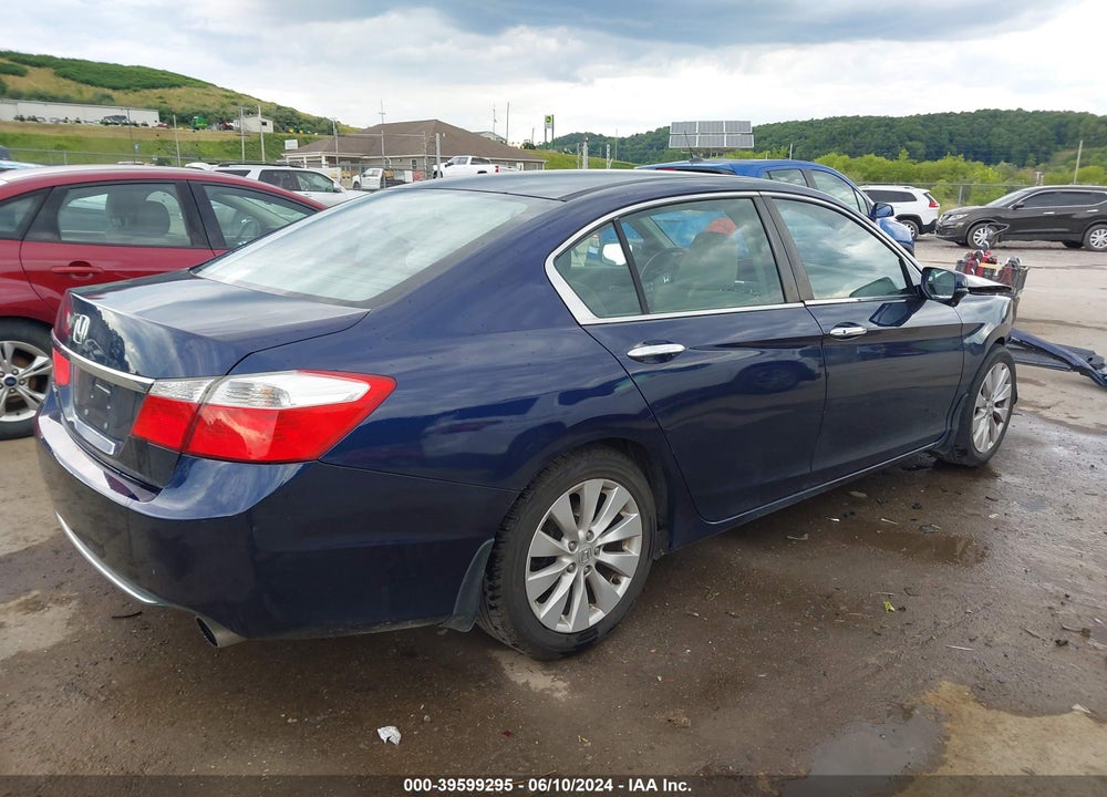 2013 HONDA ACCORD EX VIN: 1HGCR2F73DA113445