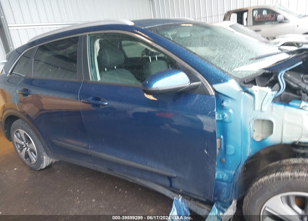 2019 KIA NIRO LX VIN: KNDCB3LC3K5327626