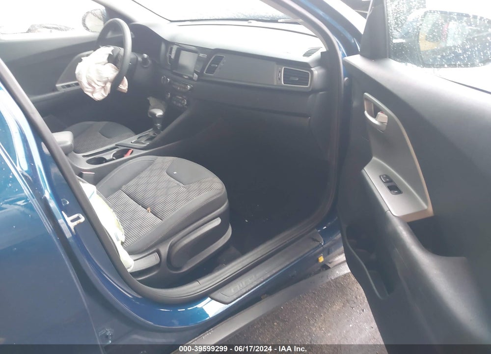2019 KIA NIRO LX VIN: KNDCB3LC3K5327626