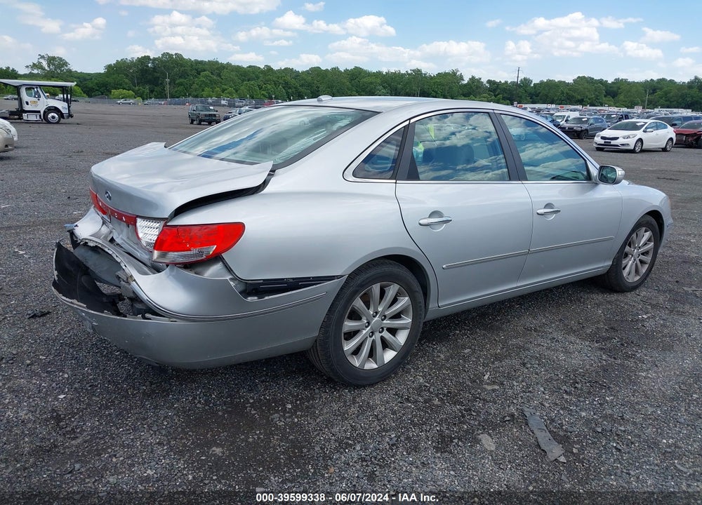2009 HYUNDAI AZERA LIMITED VIN: KMHFC46FX9A369889