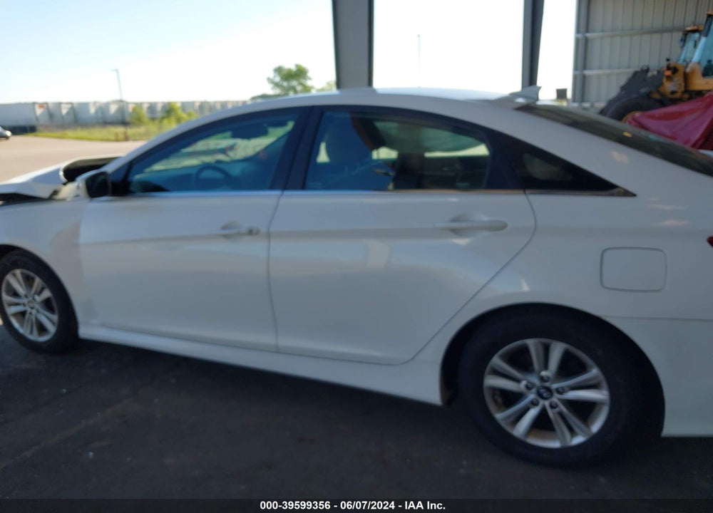 2014 HYUNDAI SONATA GLS VIN: 5NPEB4AC0EH922469