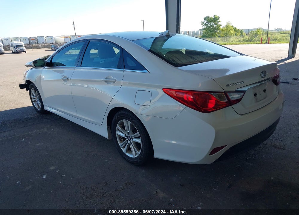 2014 HYUNDAI SONATA GLS VIN: 5NPEB4AC0EH922469
