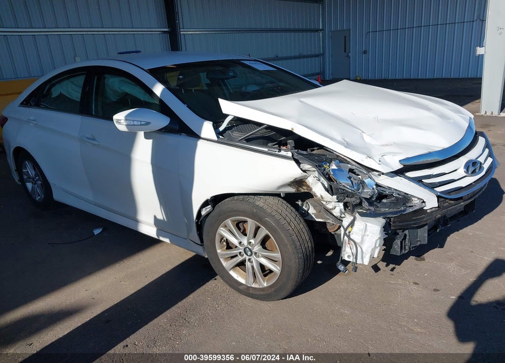 2014 HYUNDAI SONATA GLS VIN: 5NPEB4AC0EH922469