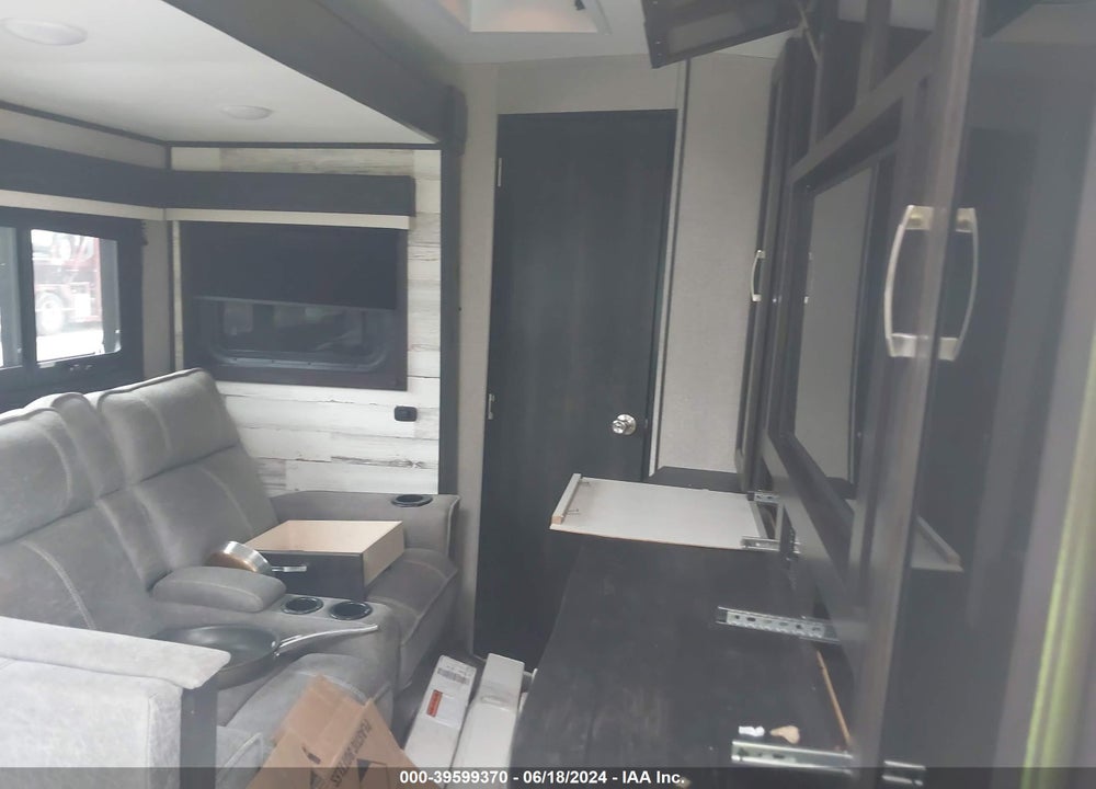 2021 JAYCO WHITEHAWK VIN: 1UJBJ0BPXM14J0109