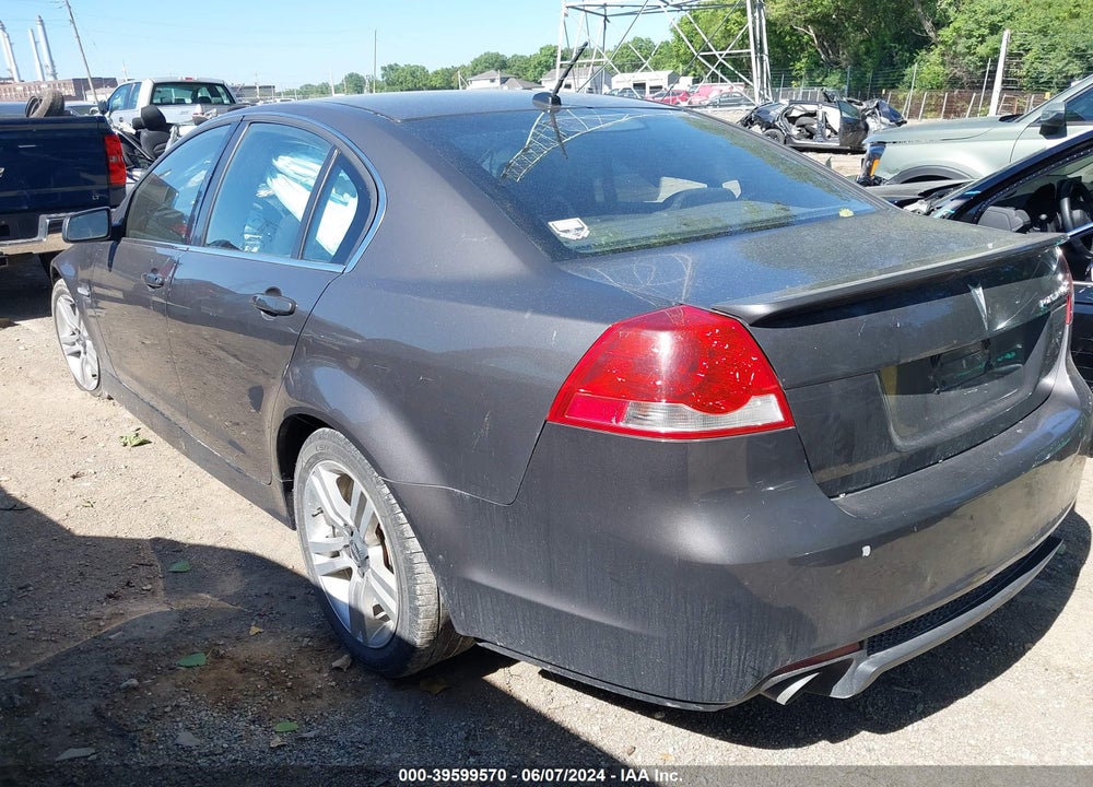 2009 PONTIAC G8 VIN: 6G2ER57789L167995