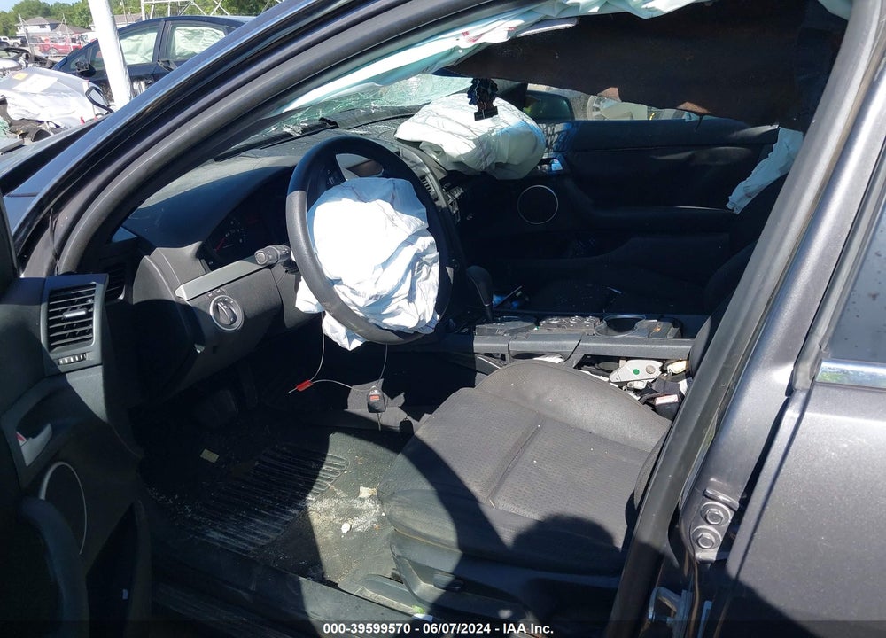 2009 PONTIAC G8 VIN: 6G2ER57789L167995