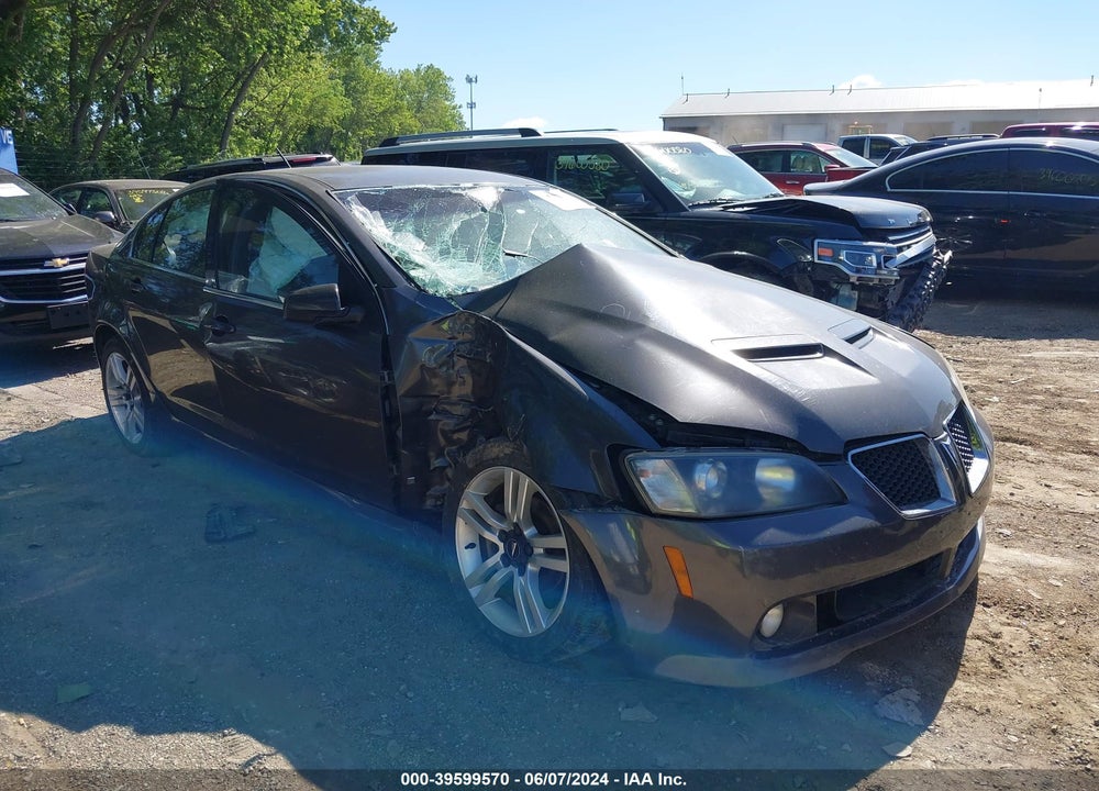 2009 PONTIAC G8 VIN: 6G2ER57789L167995