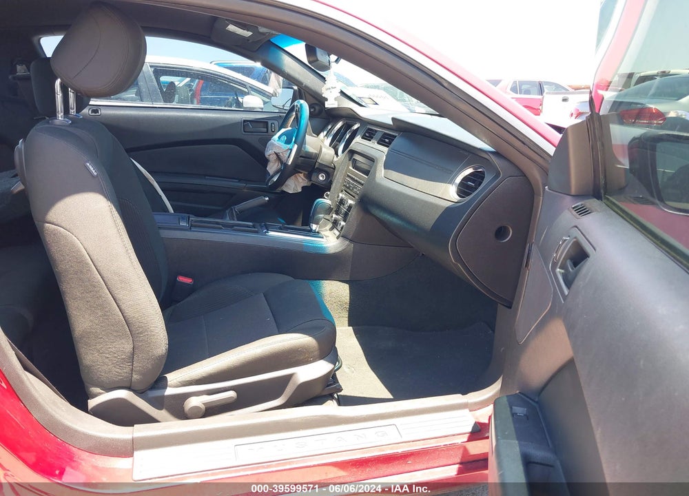 2014 FORD MUSTANG V6 VIN: 1ZVBP8AM9E5299189