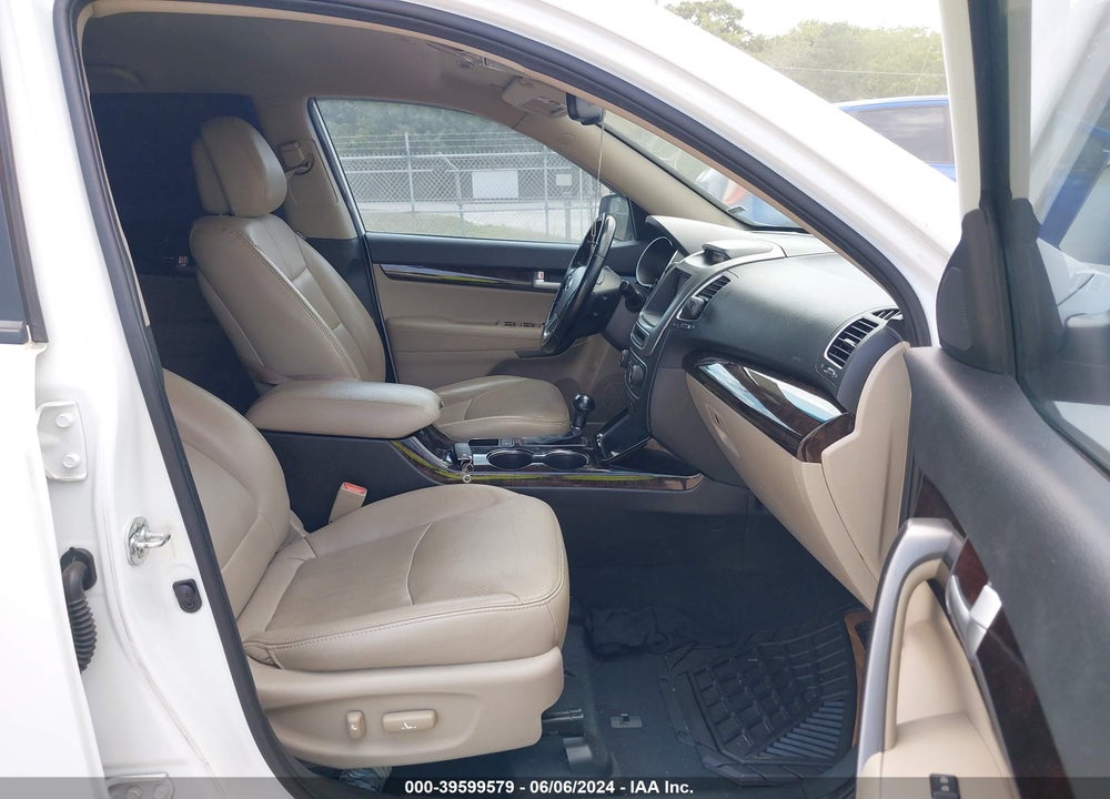 2015 KIA SORENTO EX V6 VIN: 5XYKUDA77FG627040