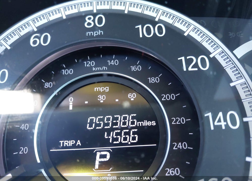 2015 HONDA ACCORD EX-L V-6 VIN: 1HGCR3F81FA000739