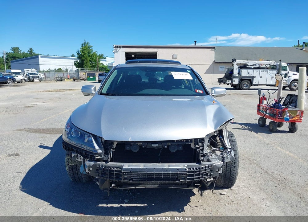 2015 HONDA ACCORD EX-L V-6 VIN: 1HGCR3F81FA000739