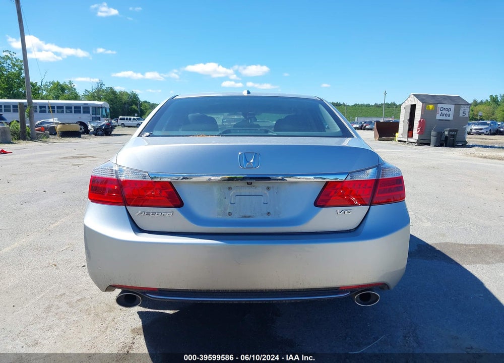 2015 HONDA ACCORD EX-L V-6 VIN: 1HGCR3F81FA000739