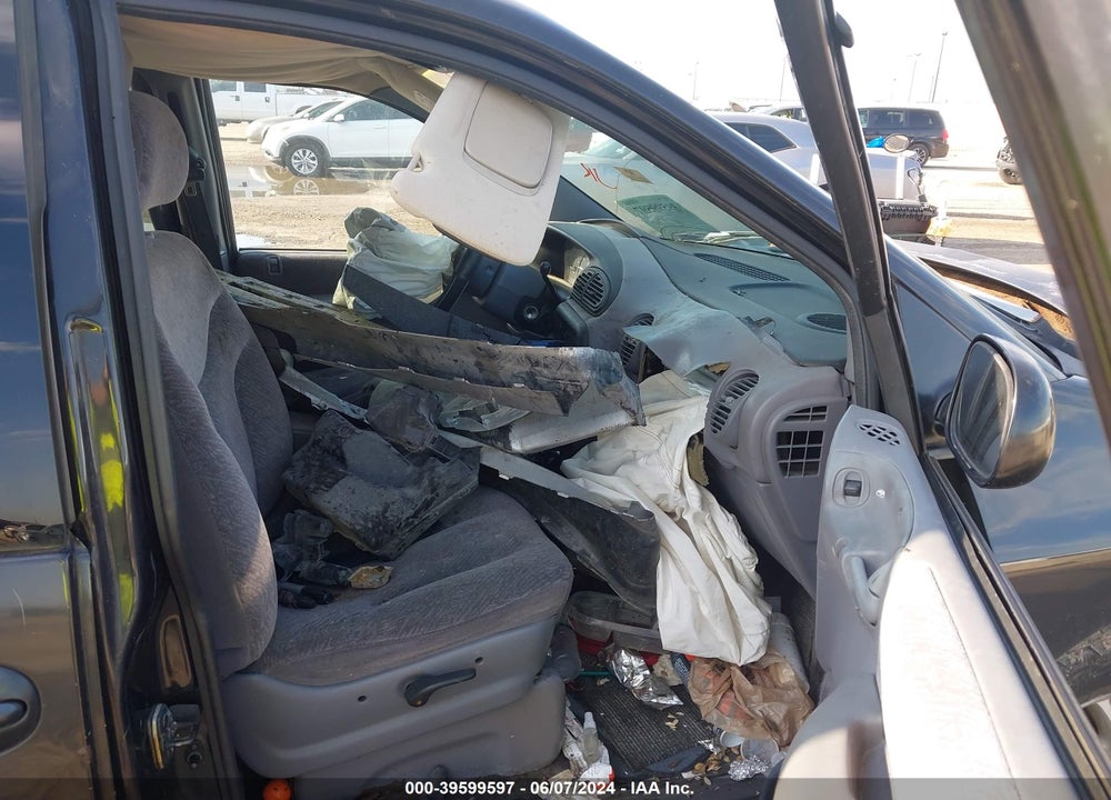 2000 DODGE GRAND CARAVAN SE VIN: 1B4GP44L2YB524107