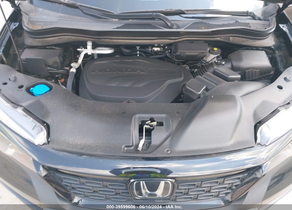 2021 HONDA PASSPORT VIN: 5FNYF7H5XMB002890