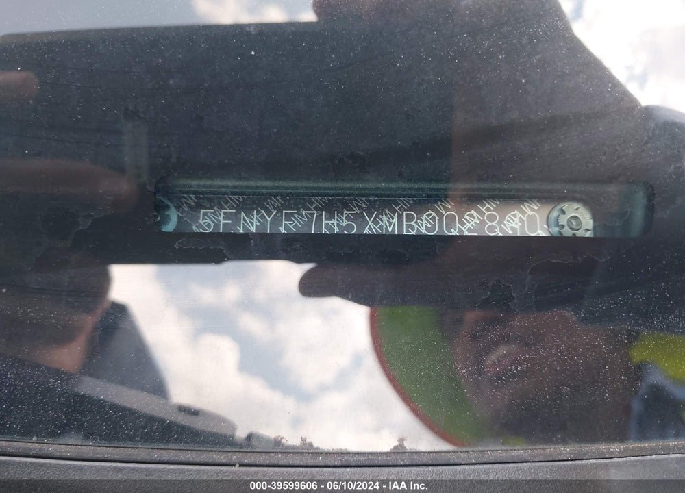 2021 HONDA PASSPORT VIN: 5FNYF7H5XMB002890
