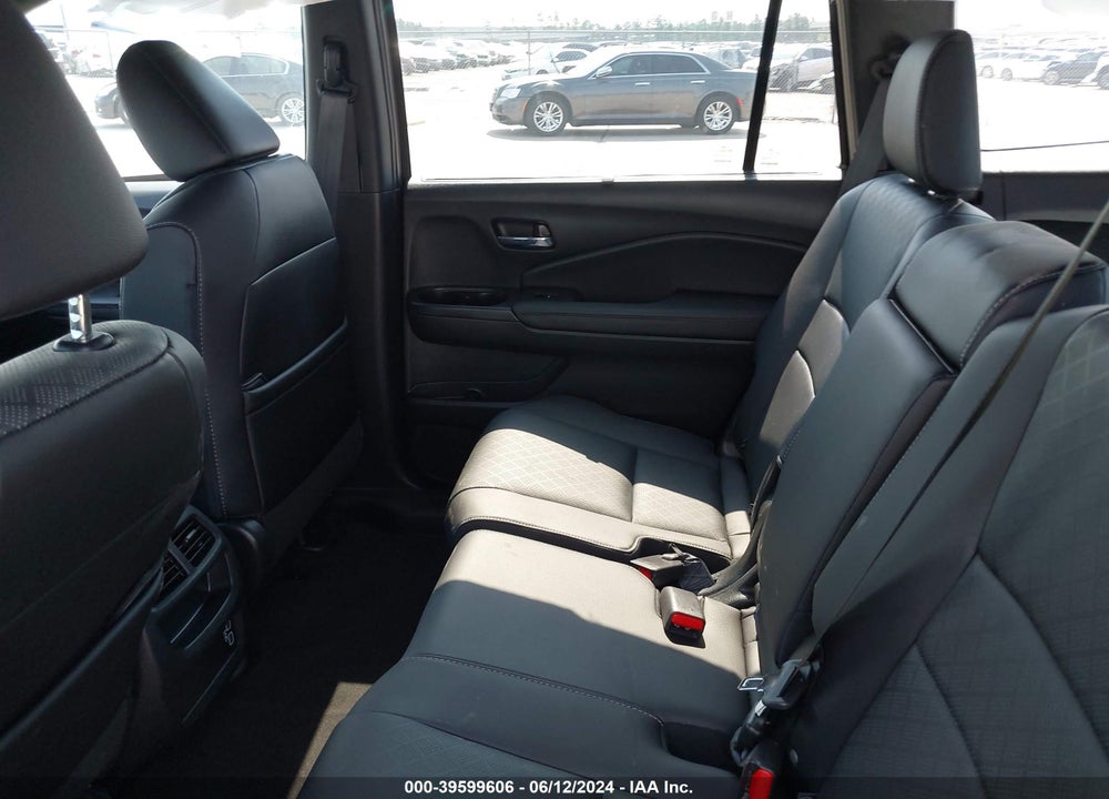 2021 HONDA PASSPORT VIN: 5FNYF7H5XMB002890