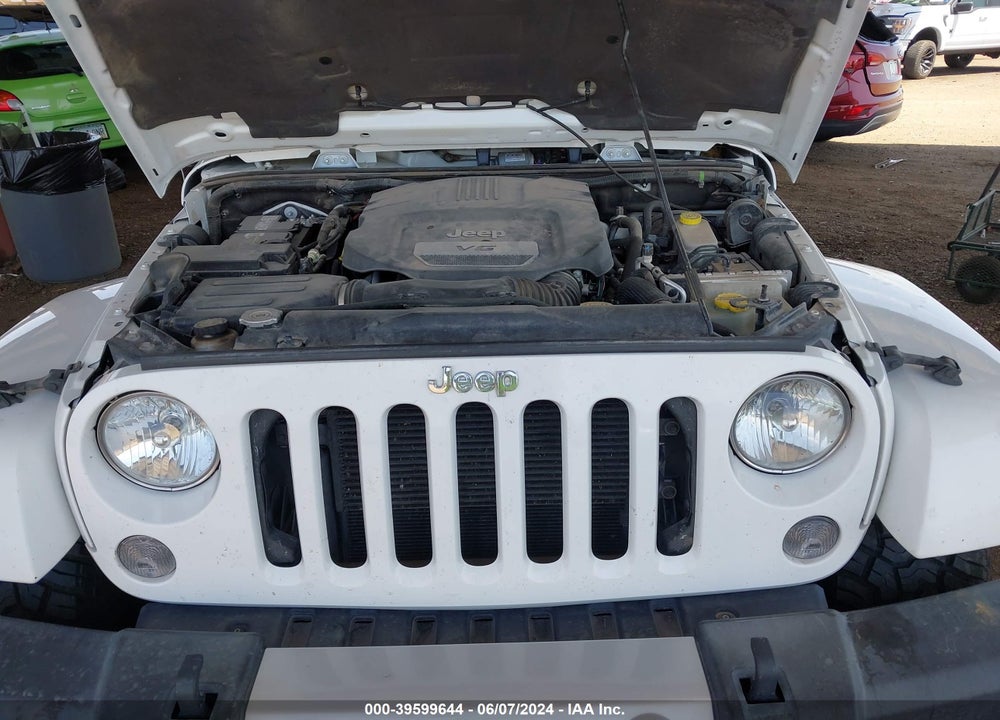 2015 JEEP WRANGLER UNLIMITED SAHARA VIN: 1C4BJWEG3FL531585