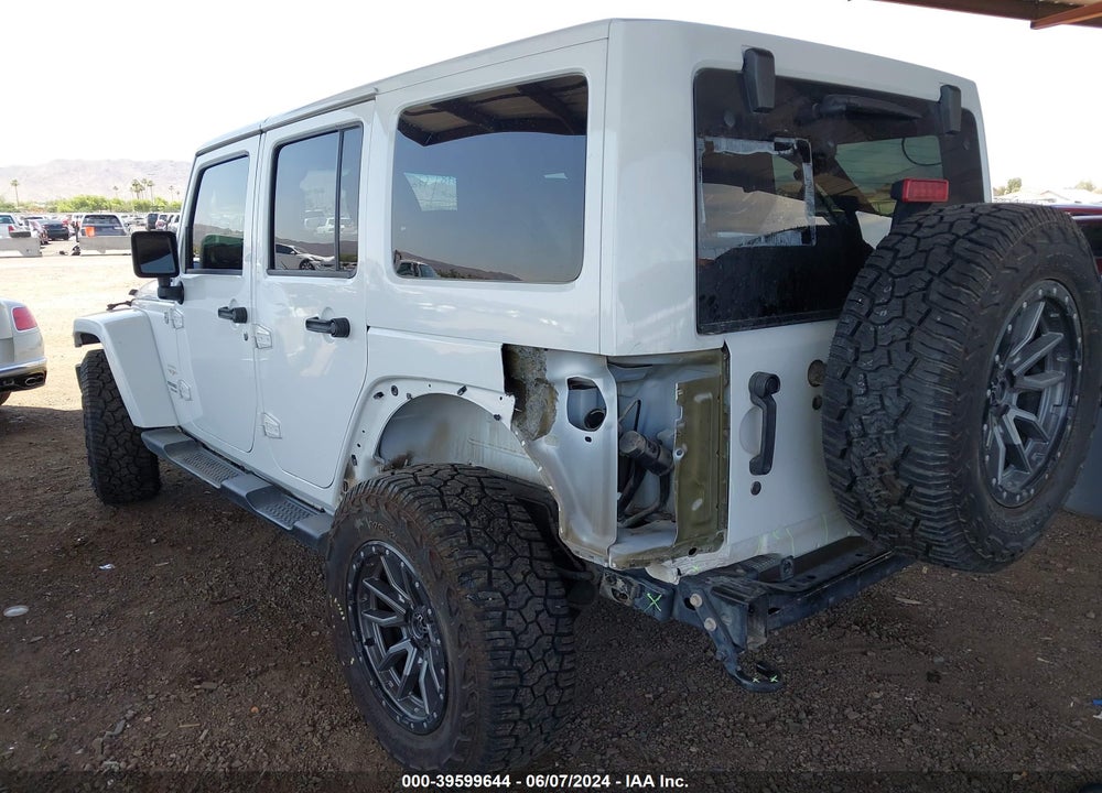 2015 JEEP WRANGLER UNLIMITED SAHARA VIN: 1C4BJWEG3FL531585