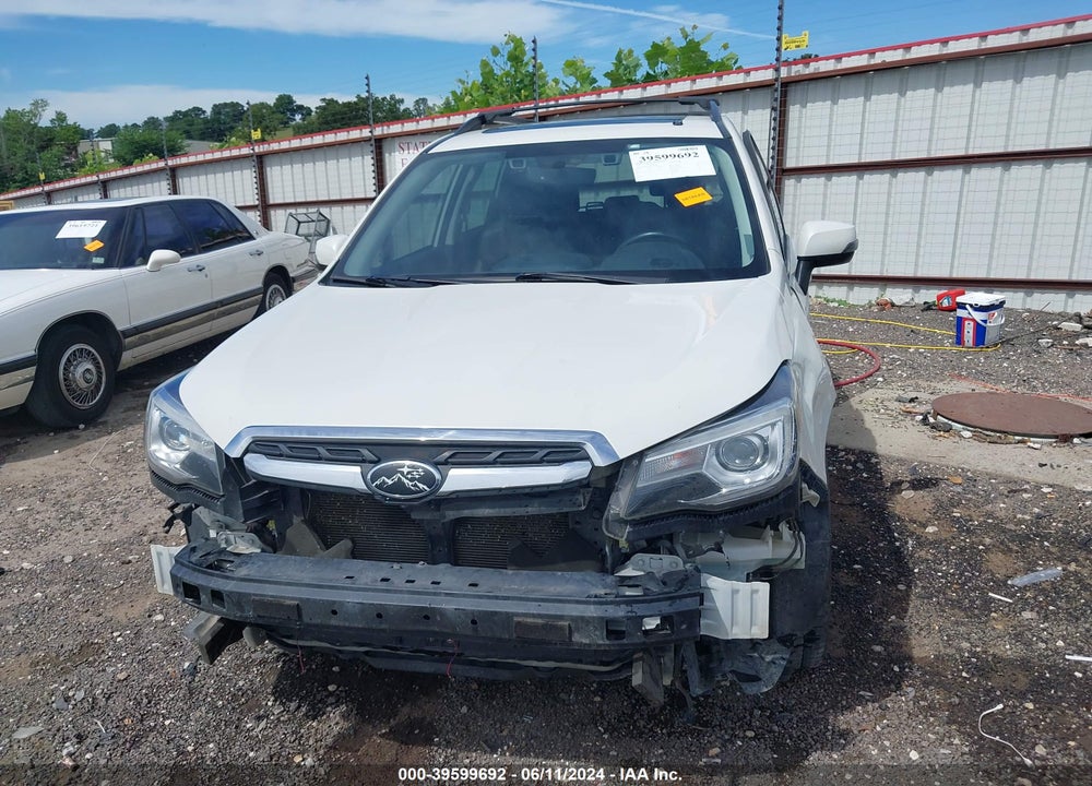 2018 SUBARU FORESTER 2.5I TOURING VIN: JF2SJAWCXJH483448