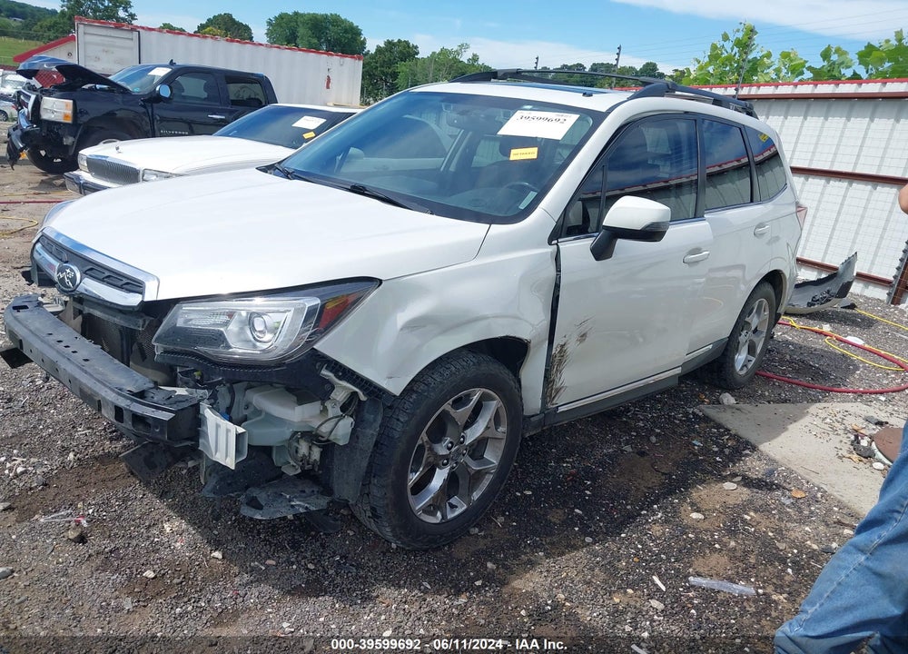 2018 SUBARU FORESTER 2.5I TOURING VIN: JF2SJAWCXJH483448