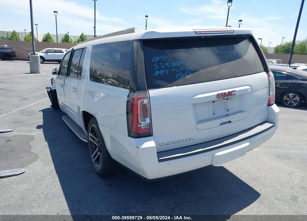 2018 GMC YUKON XL SLT VIN: 1GKS1GKCXJR163746