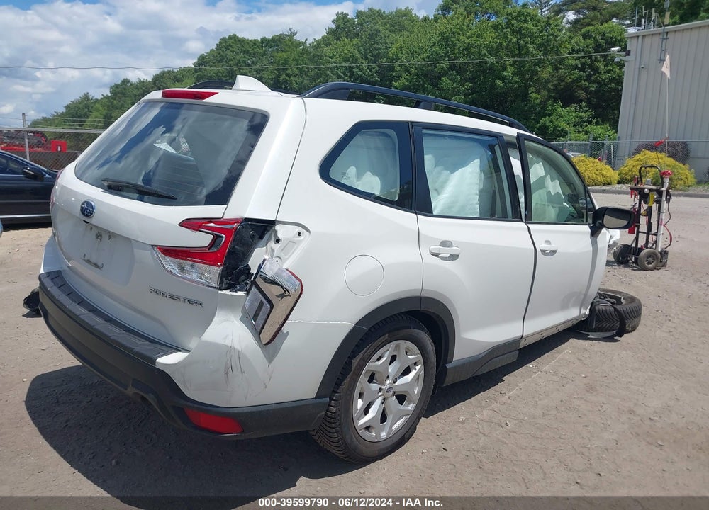2019 SUBARU FORESTER VIN: JF2SKACC8KH405379