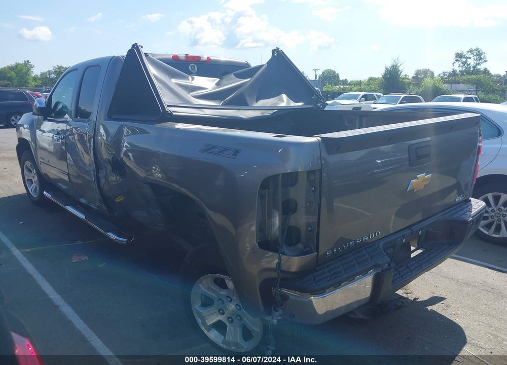2013 CHEVROLET SILVERADO 1500 LT VIN: 1GCRCSE0XDZ101311