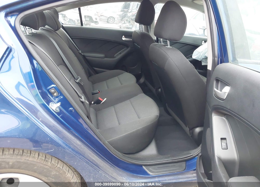 2018 KIA FORTE LX VIN: 3KPFK4A71JE246703