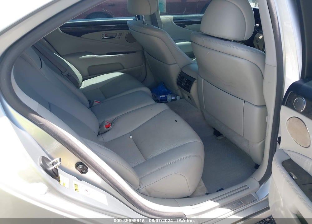 2007 LEXUS LS 460 VIN: JTHBL46F575024101