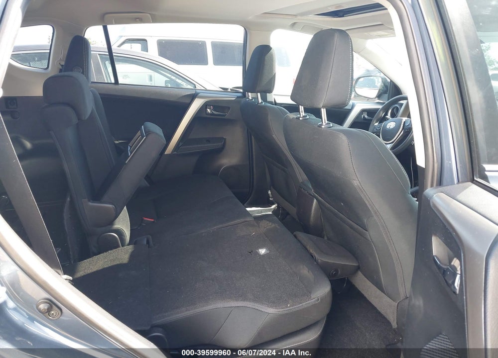 2014 TOYOTA RAV4 XLE VIN: 2T3RFREV6EW189562