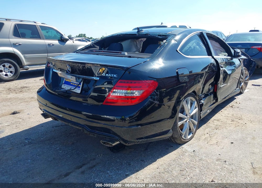 2014 MERCEDES-BENZ C 350 SPORT 4MATIC VIN: WDDGJ8JB1EG178322