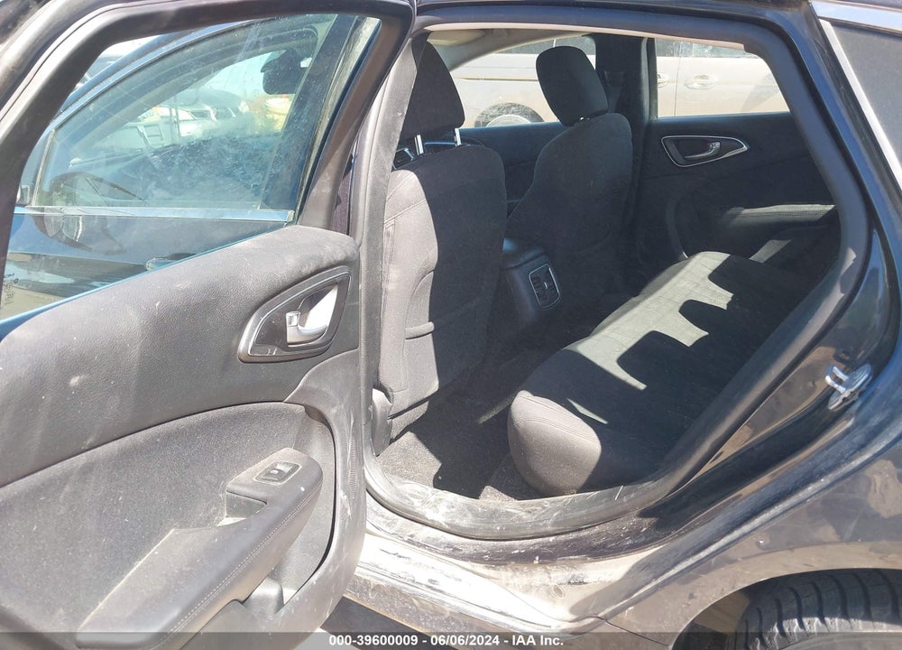 2016 CHRYSLER 200 LIMITED VIN: 1C3CCCAB1GN198062