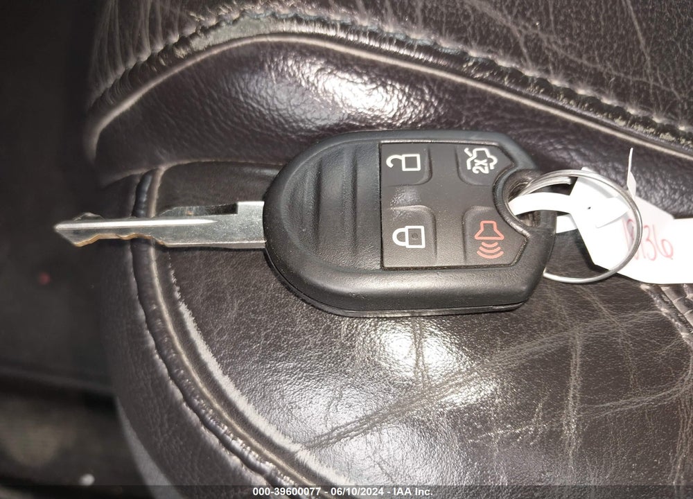 2011 FORD EXPLORER XLT VIN: 1FMHK7D8XBGA82380