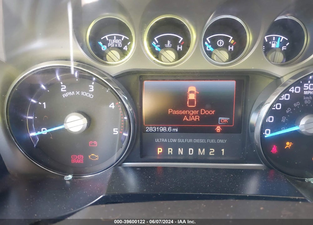 2013 FORD F-250 LARIAT VIN: 1FT7W2BT0DEB55530