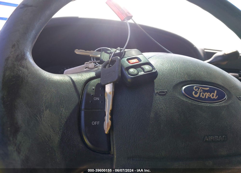 2005 FORD F250 SUPER DUTY VIN: 1FTSW21P95EC61040
