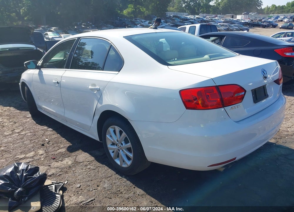 2012 VOLKSWAGEN JETTA 2.5L SE VIN: 3VWDP7AJ1CM381448