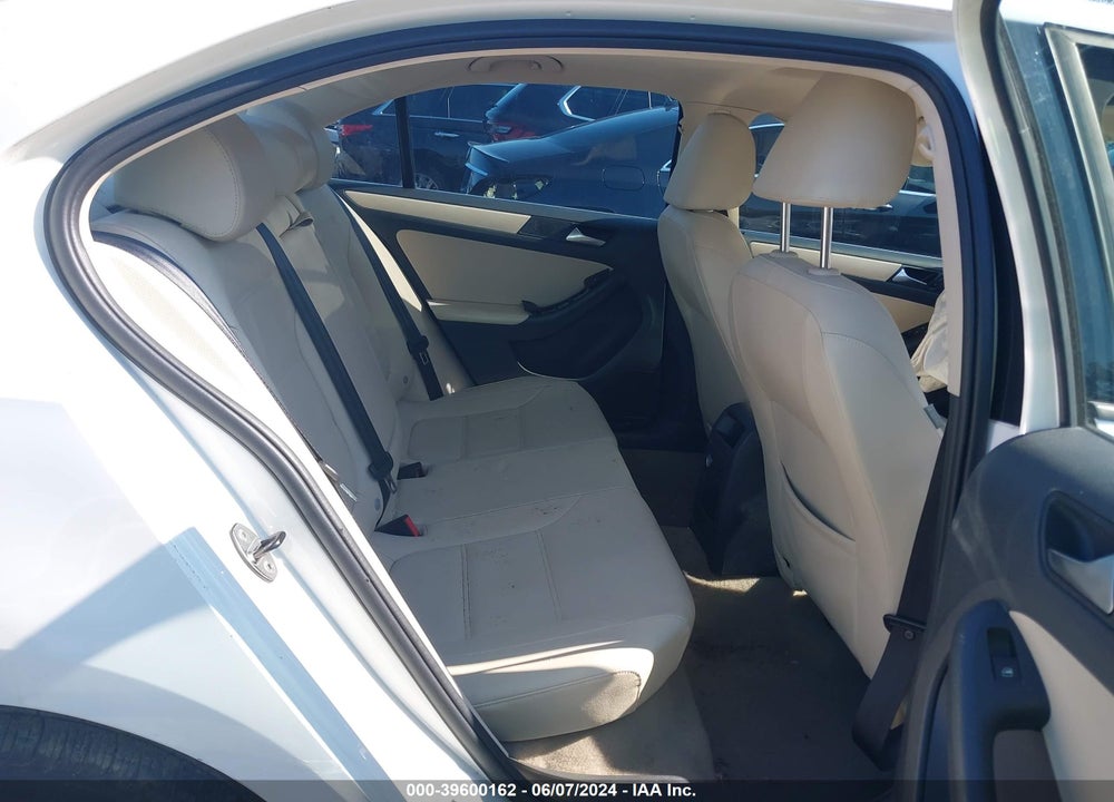 2012 VOLKSWAGEN JETTA 2.5L SE VIN: 3VWDP7AJ1CM381448