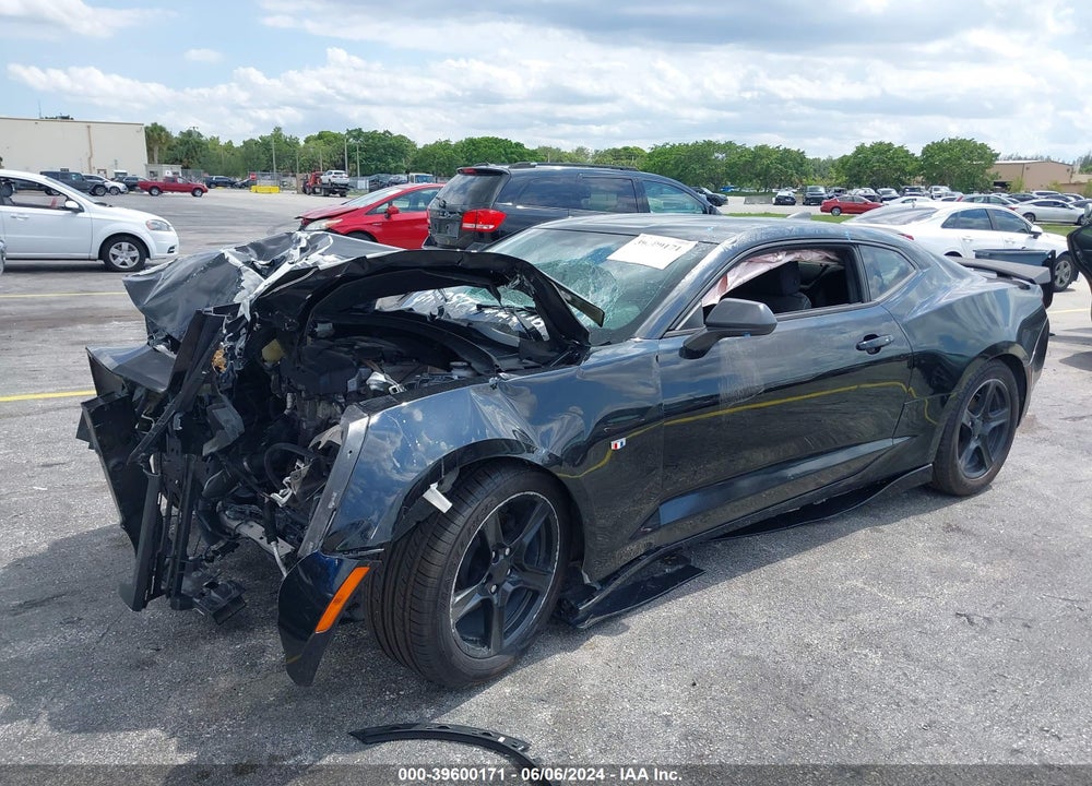 2018 CHEVROLET CAMARO 1LS VIN: 1G1FA1RX5J0162990