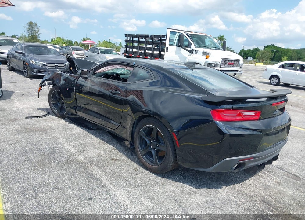 2018 CHEVROLET CAMARO 1LS VIN: 1G1FA1RX5J0162990
