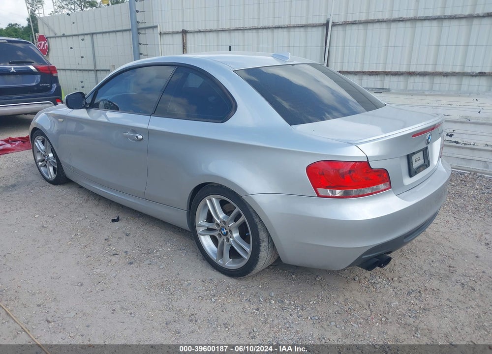 2013 BMW 135I VIN: WBAUC9C59DVY60120