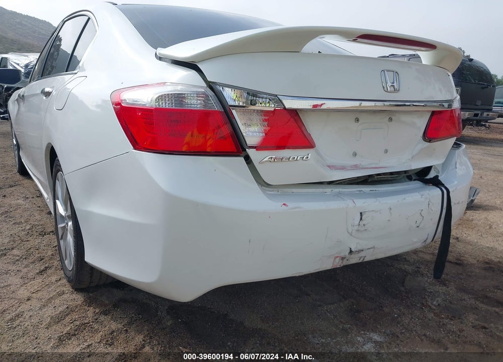 2013 HONDA ACCORD EX VIN: 1HGCR2F72DA027740